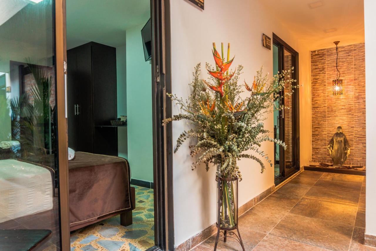 Hotel Alamos Del Parque Перейра Экстерьер фото