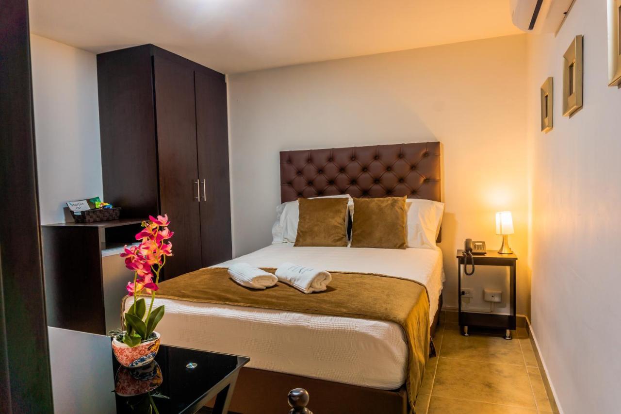 Hotel Alamos Del Parque Перейра Экстерьер фото